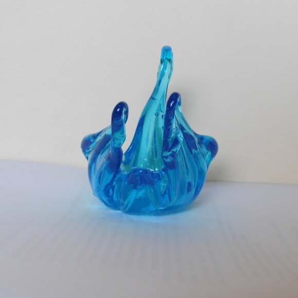(Sold) Fenton blue swan candy or trinket dish near mint condition - Picture 8 of 10